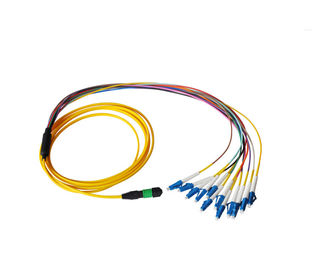 8 lõi MPO cáp sợi đơn mode PVC / LSZH MPO-LC fan ra sợi quang vá dây