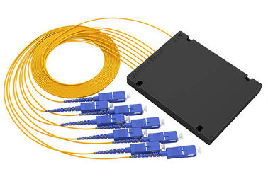 Kỹ thuật số thụ động PLC sợi quang Splitter 1x8 Loại hộp ABS với đầu nối SC / PC