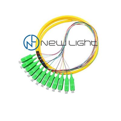 2m LC UPC Simplex OS2 Yellow Fiber Optic Pigtail với đường kính 0.9mm, Suy hao chèn thấp và Suy hao phản hồi cao